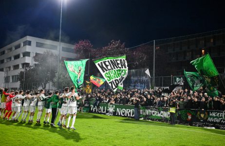 Unter jedem Dach ein Ach