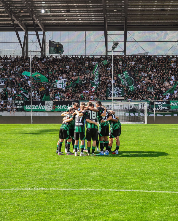 Jetzt Mitglied werden & Abo bereits morgen sichern! 🖤💚

Morgen startet der exklusive Vorverkauf des Wackerabos – nur für Mitglieder. Jedes Mitglied sollte dafür einen Code erhalten haben. Der Link zur Abo-Seite wird morgen veröffentlicht.

Als zusätzliches Goodie gibt es für die ersten 200 Abokäufer LAOLA1-Rabattcodes, mit denen das LigaZwa-„Livestream-Abo“ um 20 % günstiger erworben werden kann! 🙏🏼

#fcw1913