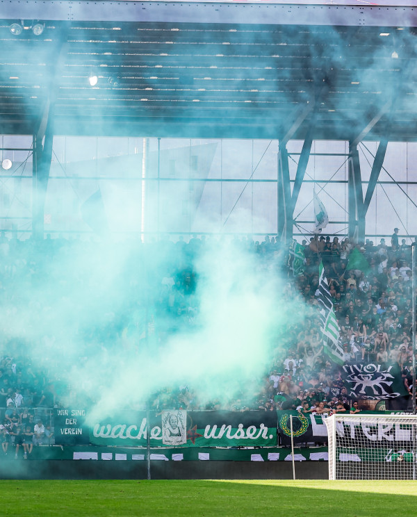 🔜 Saisonstart ⌛️⌛️⌛️
Ab Mittwoch startet für Mitglieder der exklusive Vorverkauf für das Wacker-Abo. Ab Freitag beginnt dann der allgemeine Aboverkauf! 🖤💚
Jetzt Mitglied werden und das Abo frühzeitig sichern: Link in der Story!
Bereits am kommenden Samstag steigt das große Saisoneröffnungsfest mit dem Testspiel-Highlight gegen Chemie Leipzig, der Trikotpräsentation und den Mannschaftsvorstellungen! 🙌🏼
Noch keine Tickets? Dann jetzt sichern: Link in der Story!
#fcw1913!