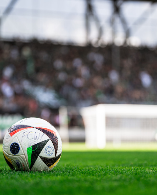 Auftakt terminiert ✅🗓️
Die Liga hat soeben die ersten beiden Spielrunden der Admiral 2. Liga fixiert:
➡️ FR, 31.07., 18:30 Uhr: FCW vs. SW Bregenz (LAOLA1)
➡️ FR, 07.08., 20:30 Uhr: BW Linz vs. FCW (ORF)
Das Erstrundenspiel im ÖFB-Cup steigt bereits eine Woche zuvor:
➡️ SA, 25.07., 18:00 Uhr: FCW vs. Reichenau (ORF)
#fcw1913